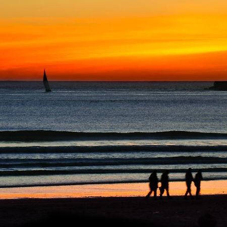 Porto'S City Park & Surf Beach Rooms Матозиньюш Экстерьер фото