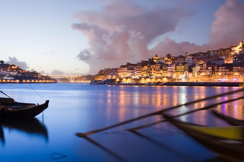 Porto'S City Park & Surf Beach Rooms Матозиньюш Экстерьер фото